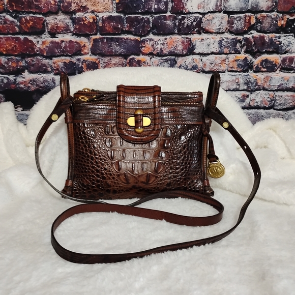 Brahmin Handbags - Vintage Brahmin Brown Pecan Melbourne Crossbody Leather String Wallet Organizer